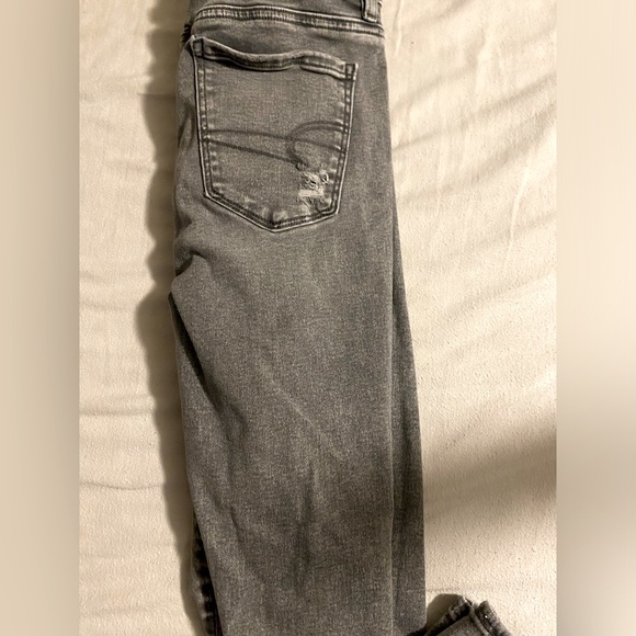 ripped jeans - Picture 2 of 3